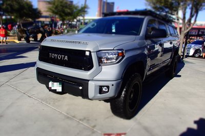 泰山美研社 21122102 Toyota Tacoma 前保桿(依當月報價為準)