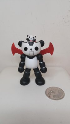 熊貓鐵金剛 panda-z 公仔