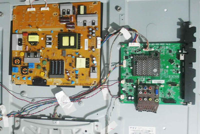 奇美 CHIMEI TL-42LS8D/TL-42LS800D  液晶電視 紅燈不開機/開機亮綠燈後當機 機板維修服務