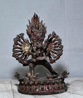 藏傳銅佛像，大威德護法金剛，胎體厚重，包漿醇厚細膩，自然古樸90