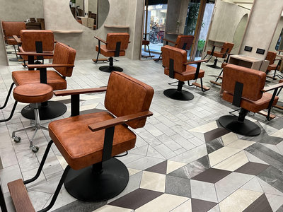 美髮椅【廓思馬斯】 日本品牌TAKARA完整復刻原木紋 剪髮椅子 婚紗油壓椅 洗髮椅 .營業椅. 客座椅
