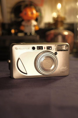 Fujifilm Silvi 1300 新手底片相機 隨機附一捲底片