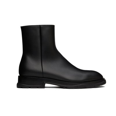 [全新真品代購-S/S22 SALE!] Alexander McQueen 黑色皮革 靴子 / 短靴 (Tread)