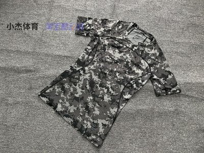 KIKI精選 NIKE PRO男子迷彩 速干緊身彈力 針織短袖T恤 828177-037