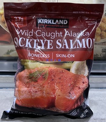 美兒小舖COSTCO好市多代購～KIRKLAND 阿拉斯加野生紅鮭魚-去骨帶皮(1.36kg/包)