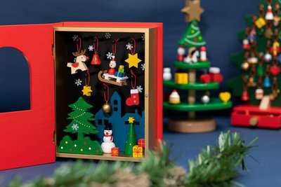 數量限定!! 日本 MARK'S 2023 木製聖誕書 附裝飾品 裝飾小物 聖誕老人 雪人 聖誕樹 附盒
