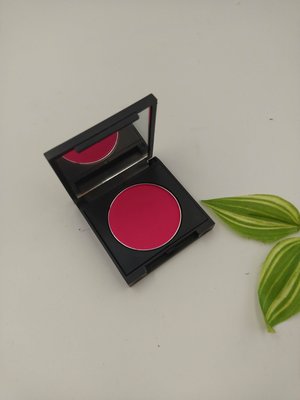 【三越Garden】眼影 粉紅色 6g附彩妝盒 流行彩妝 美容丙級 乙級考試專用彩妝 可換成其他顏色