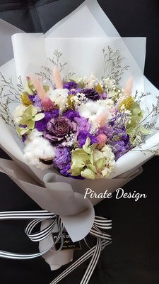 ❤°海藏設計 Pirate Design°❤高雅紫。獨特紫木玫不凋花乾燥花束(中型)。花圈頭圈。