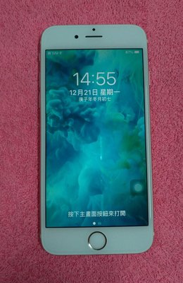 Apple iPhone 6s台灣公司貨 i6s 64G  4.7吋 二手玫瑰金色手機系統版本 iOS 14.3外觀九成新使用功能正常背面有使用痕跡