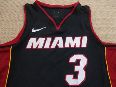 Nike Miami Wade 黑紅色籃球衣 運動背心 M號 L號