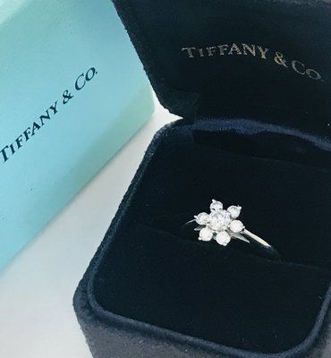 Tiffany&amp;Co. 附原廠盒 花形鑽戒