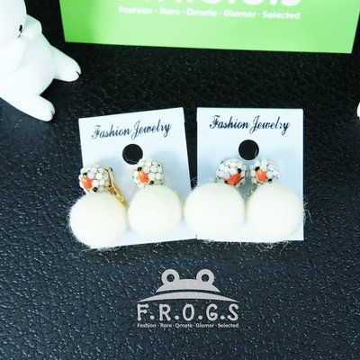F.R.O.G.S A010164(現貨)韓國可愛羊絨羊毛氈球水鑽鴨子造型耳環耳針耳釘耳鉤耳夾耳扣