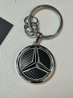 【This is Eddie】德國Mercedes-Benz德國製造原廠貨~夜光不鏽鋼鑰匙圈
