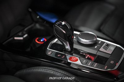 BMW M-Performance碳纖維排檔飾板  F40 F44 排檔
