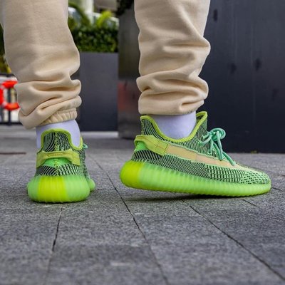 新作 adidas Yeezreel, Boost YeezyBoost350 350 the adidas V2 is