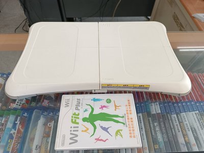 新北市板橋超便宜可面交賣Wii原廠Wii Fit踏板加中文版遊戲功能正常無問題~~只賣1000元啦