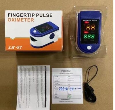 【貓檸生活物語】指尖式血氧測量 儀LK87 便攜心率脈搏監測 血氧檢查機 LED