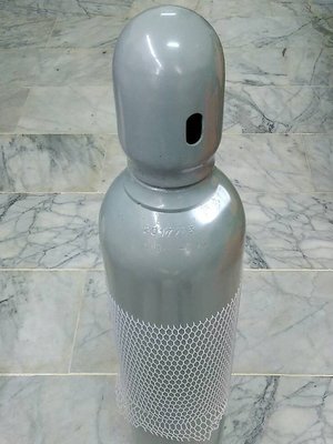 TIG氬焊機、全新氬焊焊接用7L(1米)、10L(1.5米)氬氣鋼瓶(有水檢環、商檢標章)(含帽蓋)(已灌氬氣)