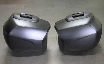 梁記零配件小舖   bmw- F800R 原廠左右行李箱