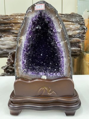 天然水晶 烏拉圭瑪瑙小晶洞 頂級ESP 桌上型 金型招財晶洞 紫水晶 紫晶洞 C47