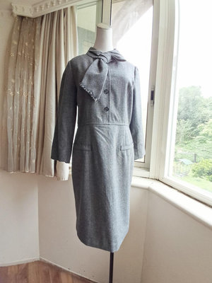 PERNG YUH 芃諭名品 深灰 羊毛 領結氣質洋裝