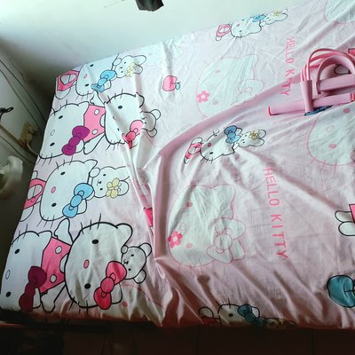 美顏色@@生活 粉紅色kitty單人床單棉質 不含枕套 可當客廳房間沙發椅套 任五件免運