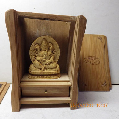 紫晶宮精品黃楊木紅財神木雕佛像佛龕(盒子10.8釐米7.6釐米5.2釐米)品質保證