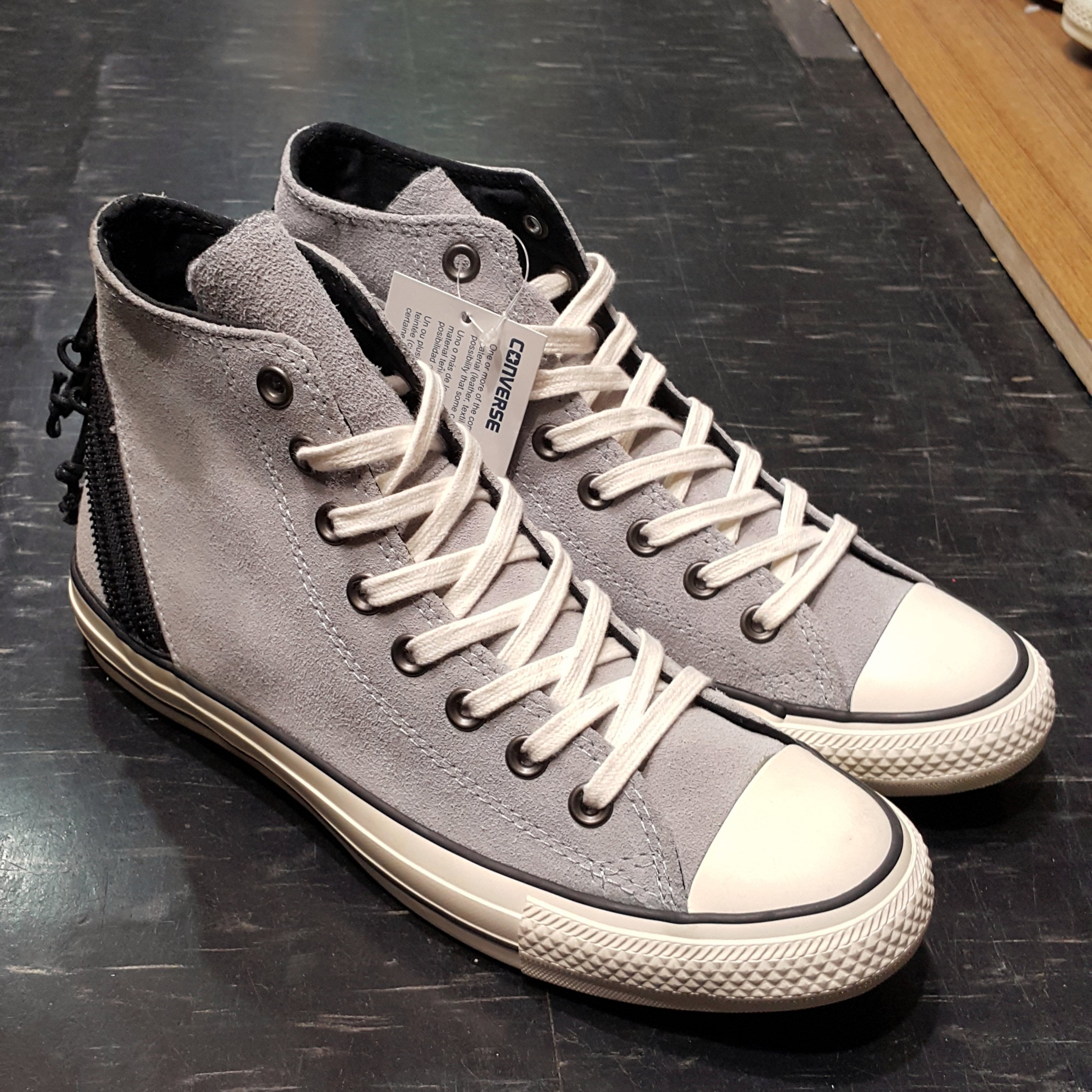 converse tri zip