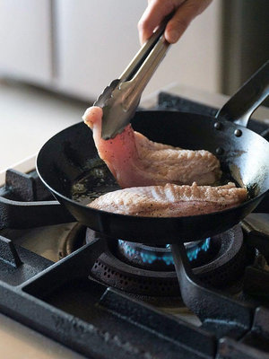 日本製造中尾鋁製所鐵鍋平底鍋煎蛋煎牛排煎魚露營煎鍋無塗層