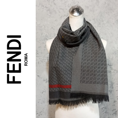 【皮老闆二店】二手真品 FENDI  圍巾 精品圍巾 保暖圍巾 女用圍巾 男用圍巾 100%羊毛 狀況不錯 164*37 義大利製 衣599