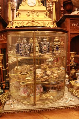 【家與收藏】賠售特價稀有珍藏歐洲古董法國精緻優雅仕女手工銅框鏡面刻花罕見珍貴弧形大玻璃櫃/大珠寶櫃