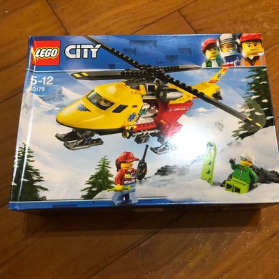 現貨 正版 全新未拆 樂高 CITY 城市系列 LEGO 60179 急救直升機 個人收藏 盒況極在意者勿下標