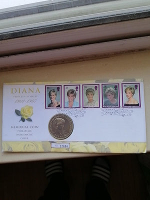 英國1999年5鎊首日封紀念幣，首日封品相如圖