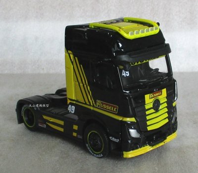 [丸山建機模型店]---BENZ 二軸黃黑色拖車頭 1/64 模型