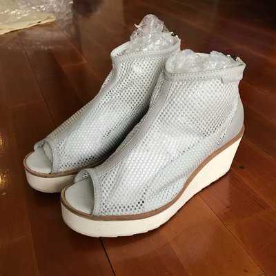 puma by hussein chalayan 淺灰色網布厚底楔型涼鞋 尺寸23/36 已送洗 部分殘膠 便宜賣