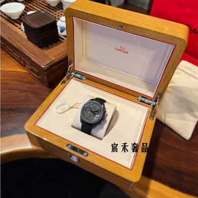 99新 二手 OMEGA 歐米茄 超霸系列月之暗面腕表 月球表Moon watch 手錶（44.25mm）