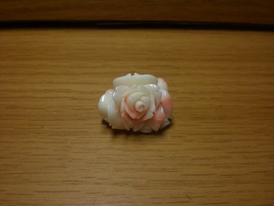 天然粉紅珊瑚雕件【玫瑰花--9】藝術品、收藏品