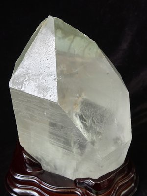 ~shalin-crysta~金字塔綠幽靈白水晶骨幹~2.637公斤~結界~練氣~排列~質量佳~能量強~值得珍藏!