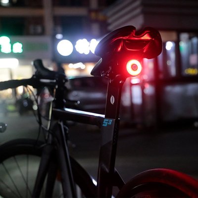 ANTUSI安途士Q5自行車智能感應剎車燈USB充電騎行閃爍警示尾燈