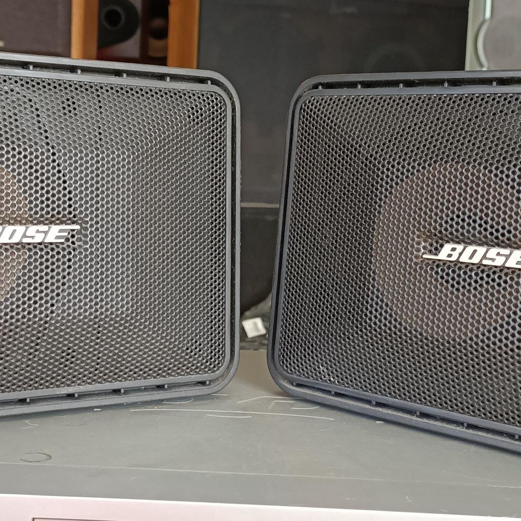 BOSE 101MM（ブルー／ホワイト） | monsterdog.com.br