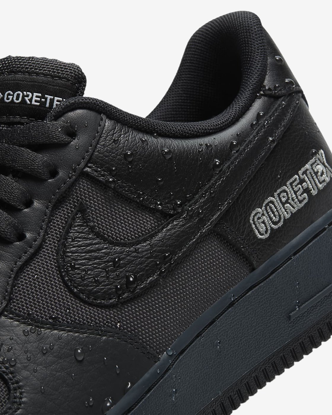 R'代購Nike Air Force 1 Low Gore-Tex GTX 防水AF1 黑CT2858-001