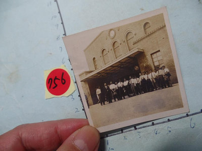 嘉義火車站,民國40幾年古董黑白,照片,相片**稀少品