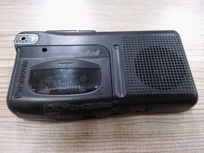 Panasonic RN-202 micro cassette 迷你型的卡帶錄音機/本產品不附2顆AA電池(馬達與滾輪可