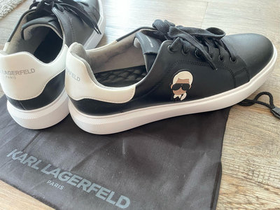 正版 Karl Lagerfeld 經典款綁帶休閒鞋 男 10.5號 附鞋套