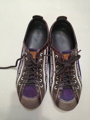二手LV真品咖啡色小牛皮搭配紫色布面 運動鞋休閒鞋平底鞋--37號23.5號--Louis vuitton真品