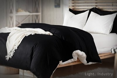 【 輕工業家具 】黑白拼接素色純棉床包四件套組-黑色白色雙色素面枕頭棉被套拼接床單雙人床組4無印良品風