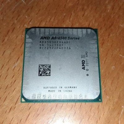 新達3C AMD A8-6500 3.5 GHz Radeon HD 8570D FM2 腳位 售價=880元