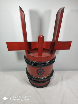 x日本大漆酒樽 擺設品  高55厘米寬42厘米