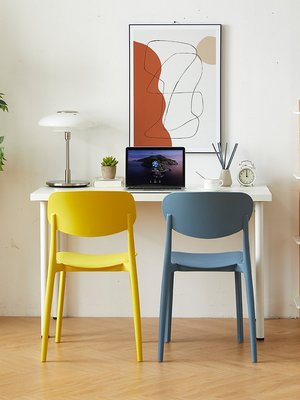 現貨熱銷-設計師椅子設計感洽談餐椅極簡意式凳子家用靠背網紅現代簡約北歐