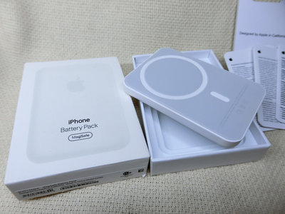 近全新正規商品Apple MagSafe 無線充電 行動電源 A2384 禮物出清價$500起(5日標)原廠盒裝